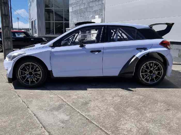 HYUNDAI I20 R5 EVO3 2