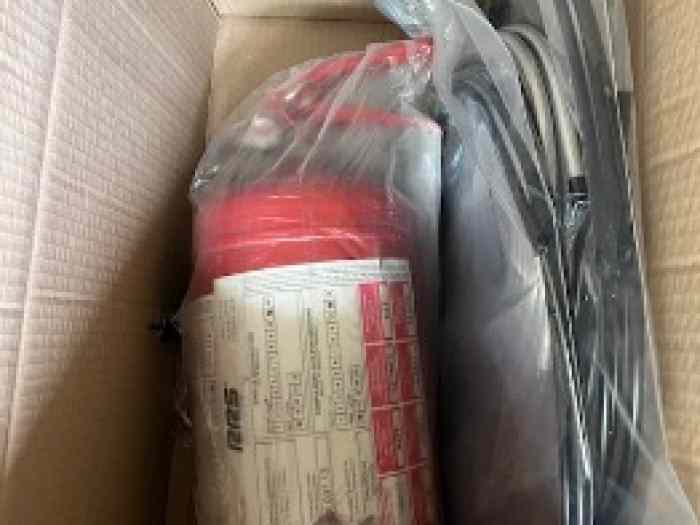 lot de 2 extincteurs manuels