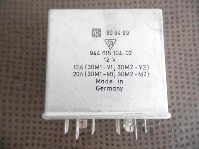 RELAIS 94461510402 DOUBLE MOTOVENTILATEUR PORSCHE 944 0
