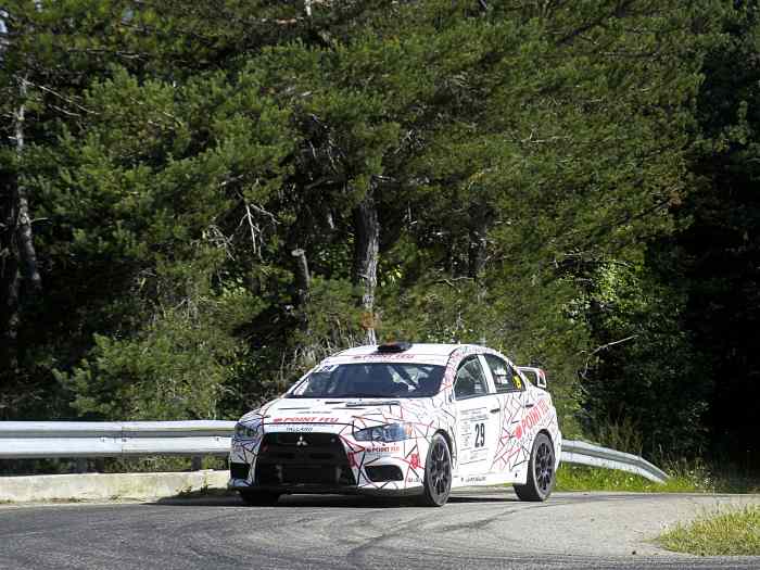 mitsubishi evo x top gra