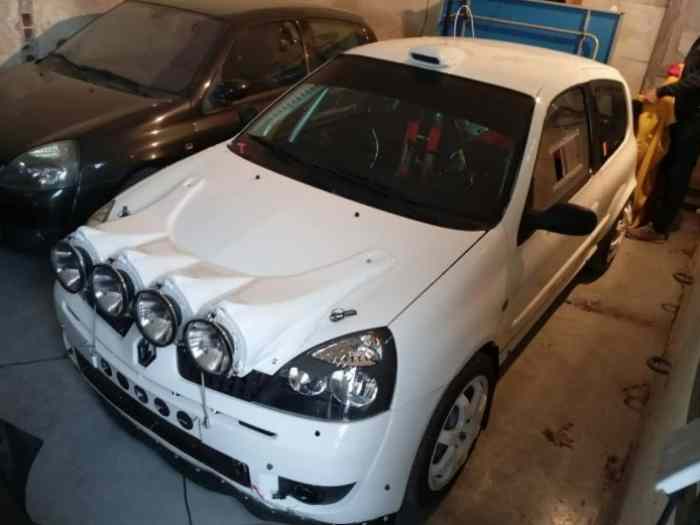 CLIO 2 RS 220cv BV séquentielle 5