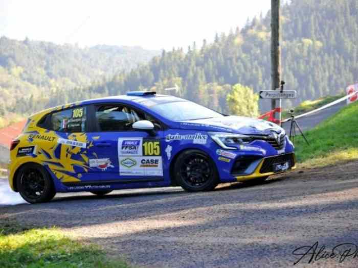 Magnifique Clio Rallye 5 / 2280 kms 0