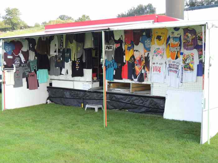 CAMION ASSISTANCE Très grande soute(11,2 m3) Stand de 7m en dur, équipement camping-car 5