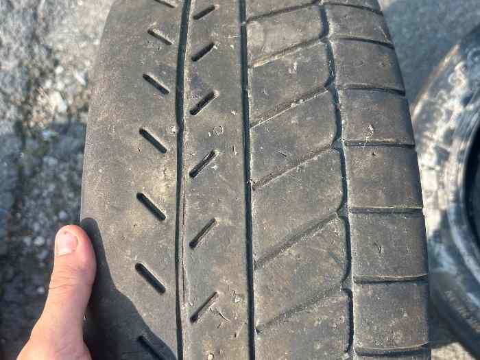 Pneus Michelin P01 neuf 3