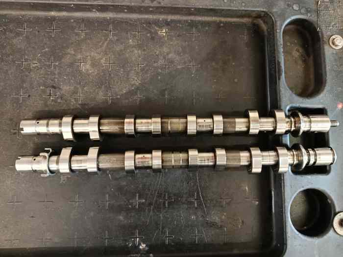 Arbres à cames Clio 3 RS F4R830 F4R832...