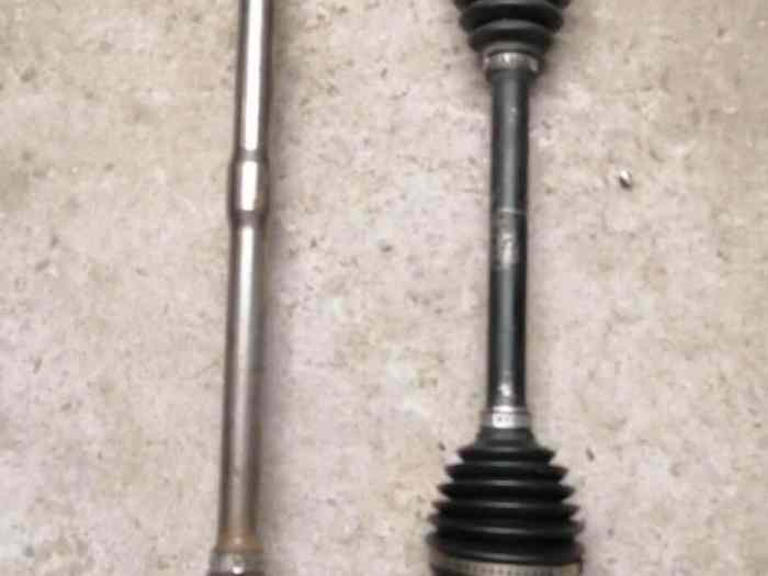 Arbre de transmission cardan Clio IV CUP