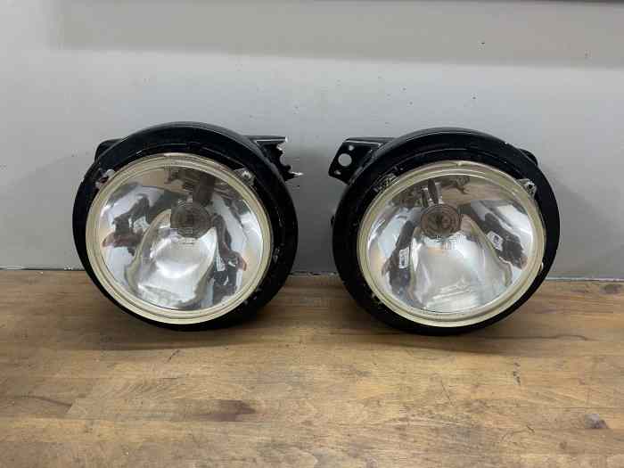 Supports phares escort cosworth cibié ...