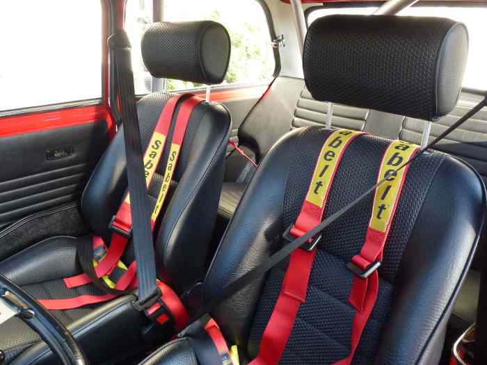 INNOCENTI MINI COOPER 1300 EXPORT B39/7 5