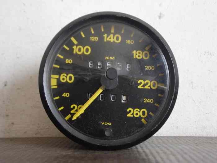 COMPTEUR DE VITESSE 94464103000 PORSCHE 944-1 5