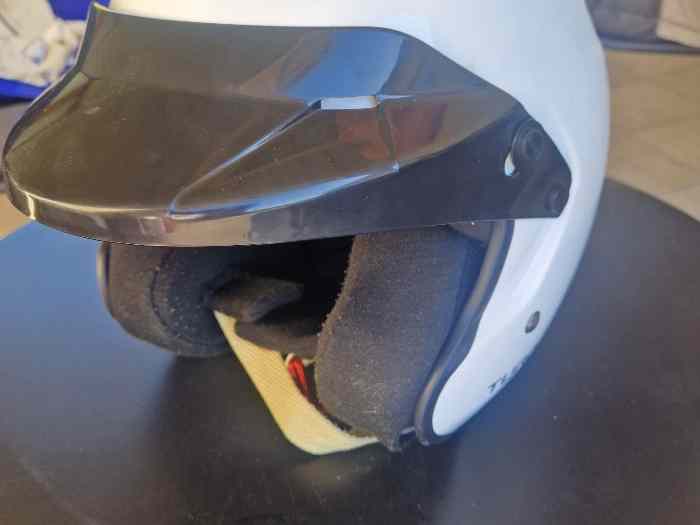 Casque turn one hans