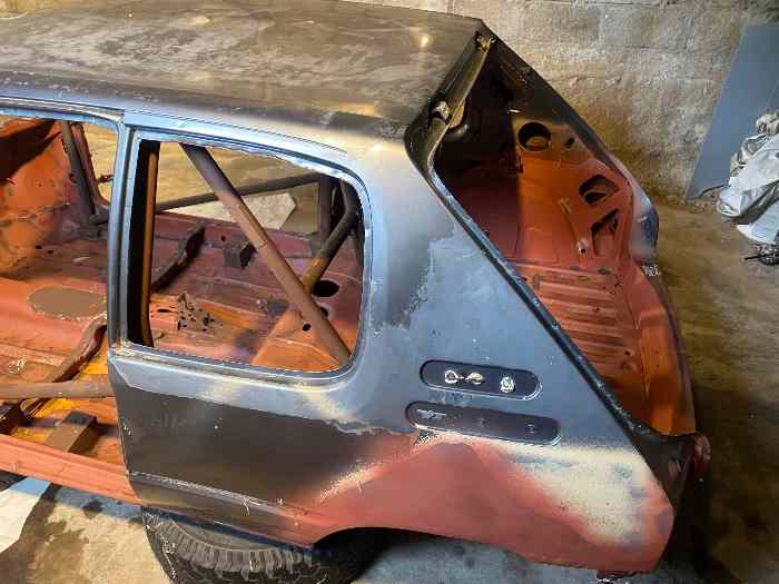 Caisse Peugeot 205 vhc arceau matter 4