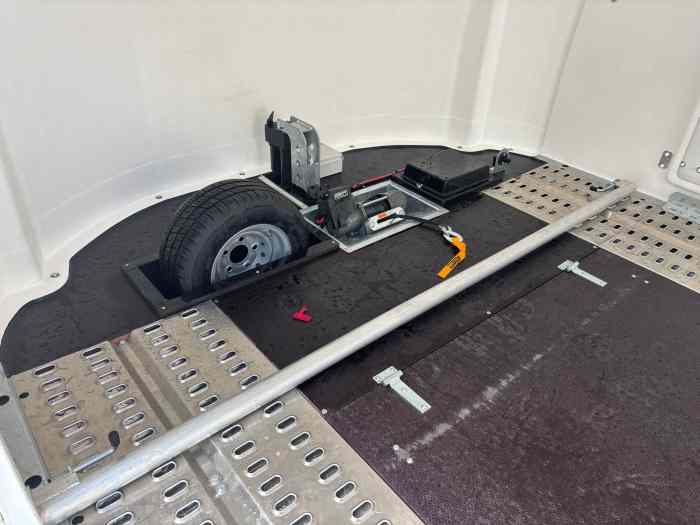 PRG TRAILERS PROSPORTER MONZA 6.00M / 2.25M 3essieux ***EN STOCK*** 2