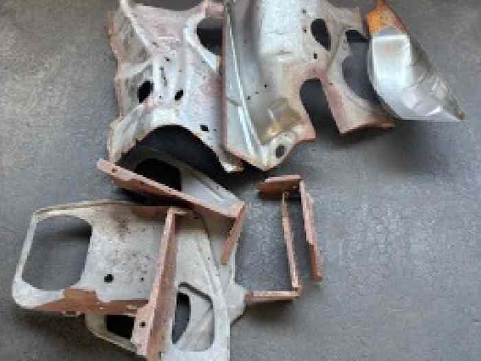Pieces tolerie Renault 5 turbo 1 origi...