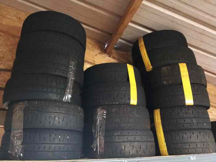 16 pneus rallye Pirelli 0