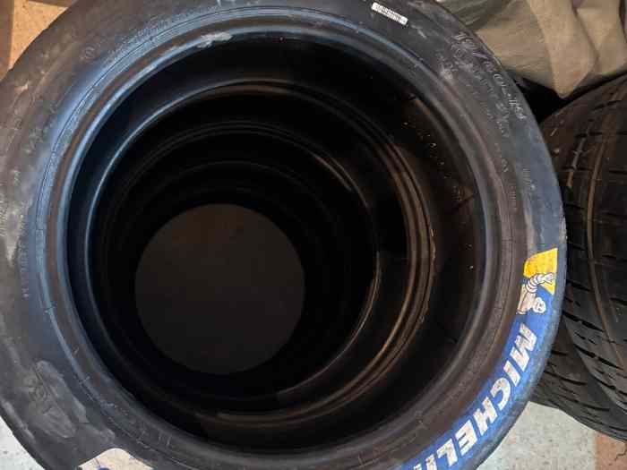LOT DE 5 MICHELIN H30 16 pouces