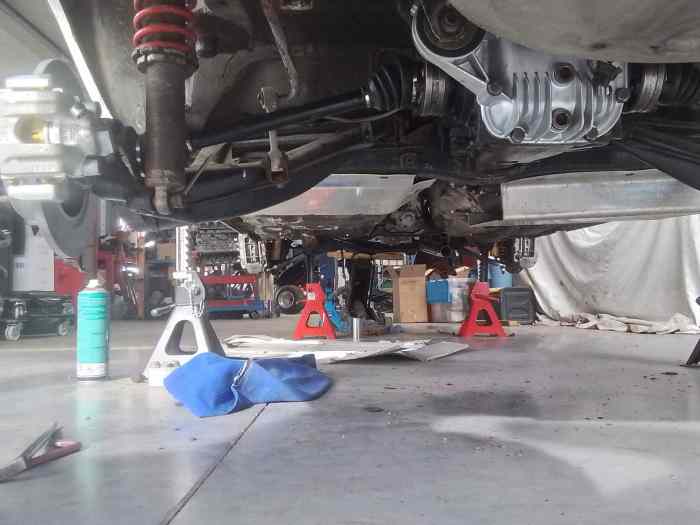 BMW E30 325i rallyes 1991 neuve 1