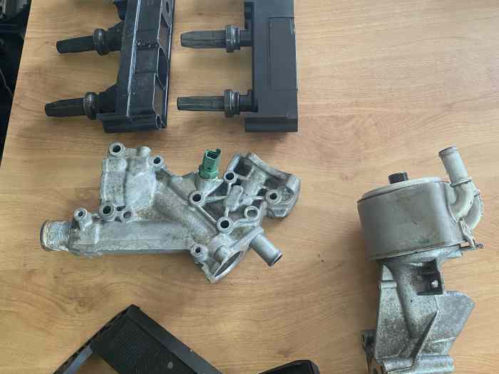 Toute pièces moteur 206 RC 5