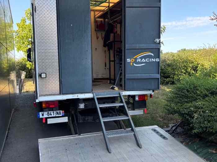 Camion aménagé camping car assistance 3