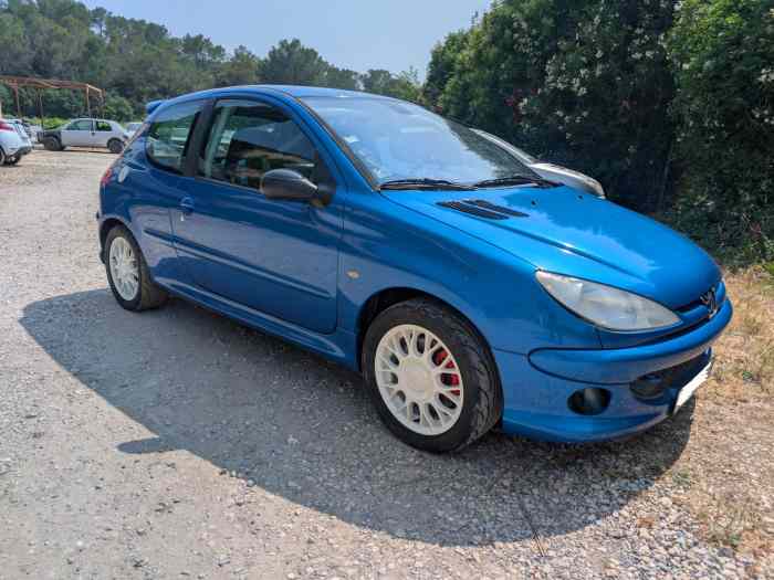 Peugeot 206 moteur 2.0 S16 préparé Tra...