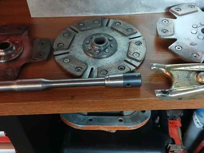UN1 pièces