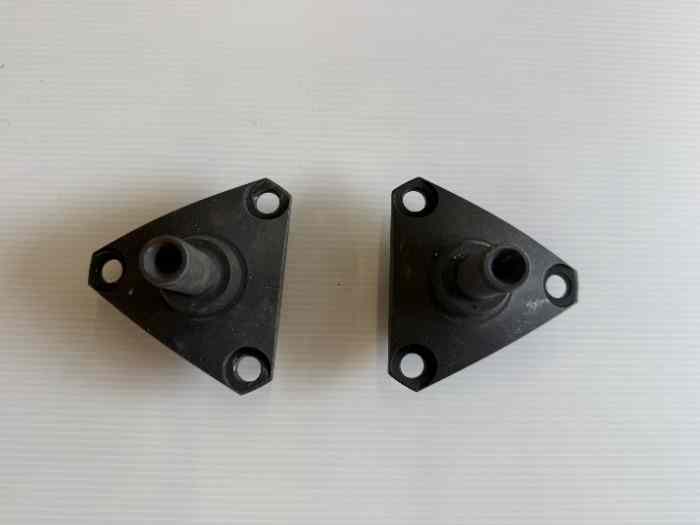 Lt 2 Pyramides Pt E NEUFS clio S1600 2