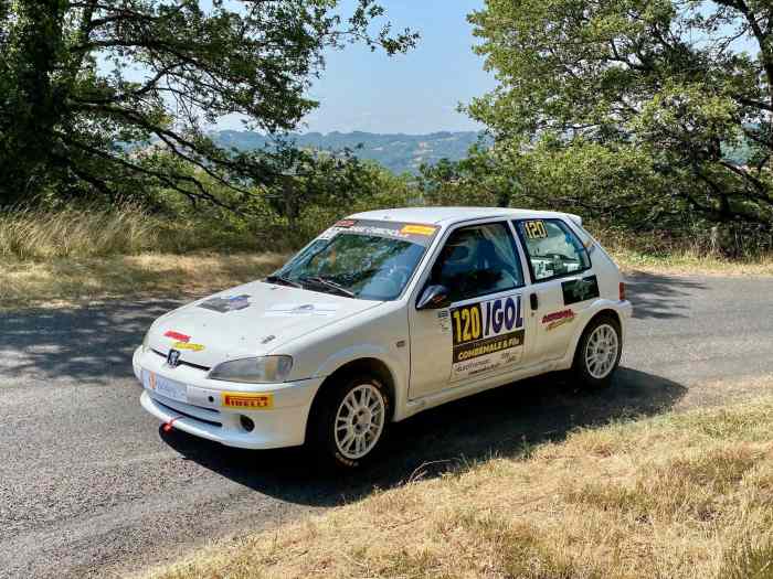 Peugeot 106 S16 caisse un seul rallye