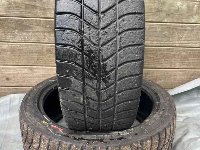 Pirelli RWA 235/40R18