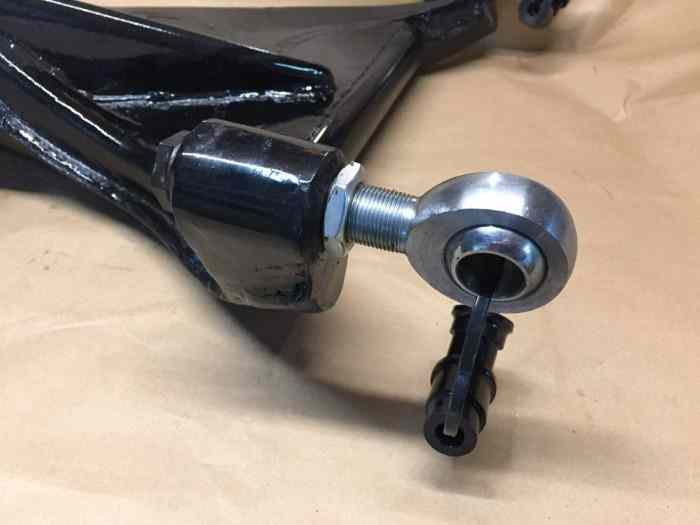 Ford Cosworth GPA adjustable rear arms 2