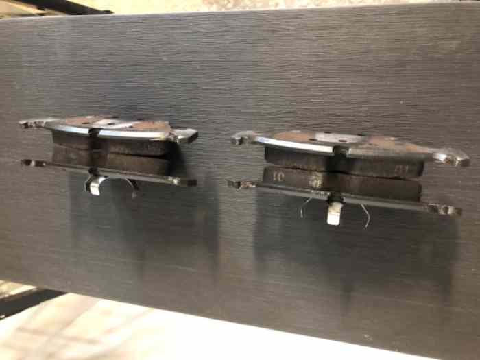 Plaquettes avant PFC M3 e36 1