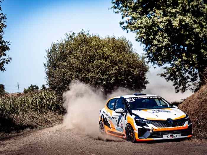 Location clio rally5