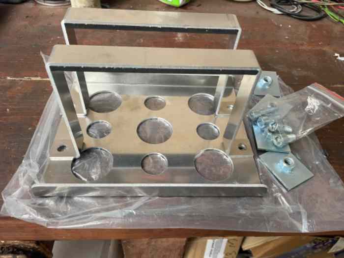 Vend limiteur de pression beringer et pieces clio 2 rs 2