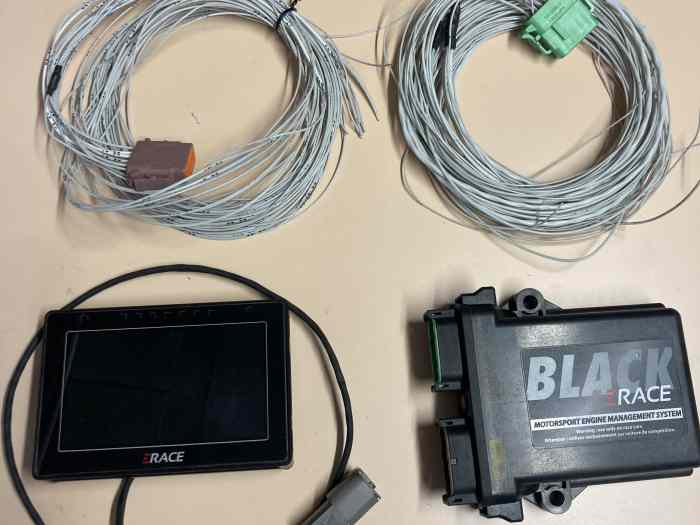 Calculateur +Dashboard E-race 0