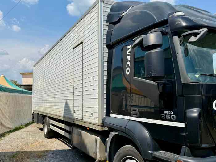 IVECO Stralis 360 Euro 5 anno 2013 trasport 4 car 4