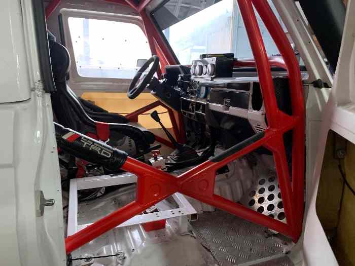 Mise à disposition Toyota HZJ 73 pour Dakar Classic et/ou autre rallye 3