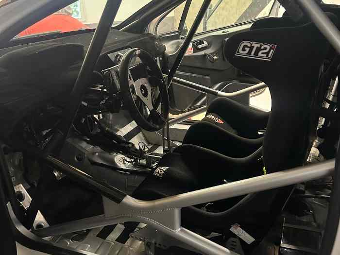 Peugeot 208 R2 4