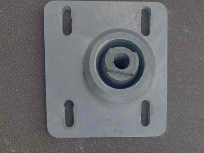 coupelles saxo ou 106 rotules SKF 306 MAXI 0