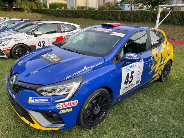 Renault Clio RC5