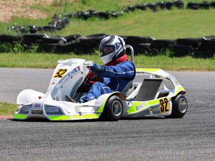 Kart TTI CARBONNE 0