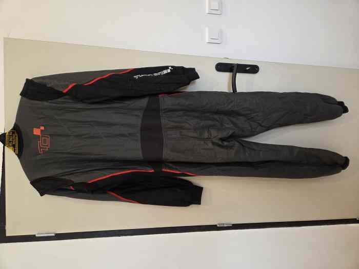 COMBINAISON TURNONE PRO 1