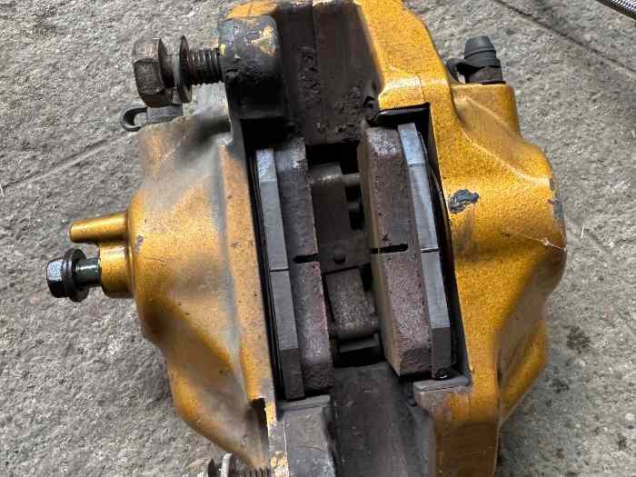 Étrier arrière brembo Subaru sti et FAM hydraulique wilwood 1
