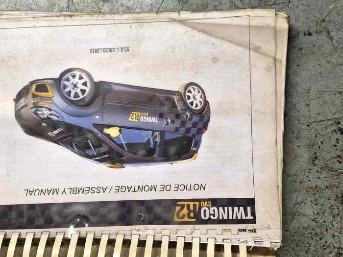 Fiche homologuation et manuels twingo 1