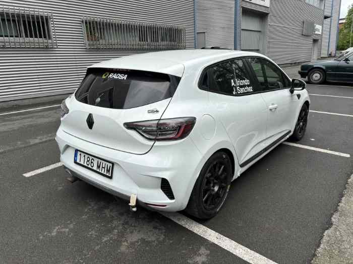 Renault clio rally5 1