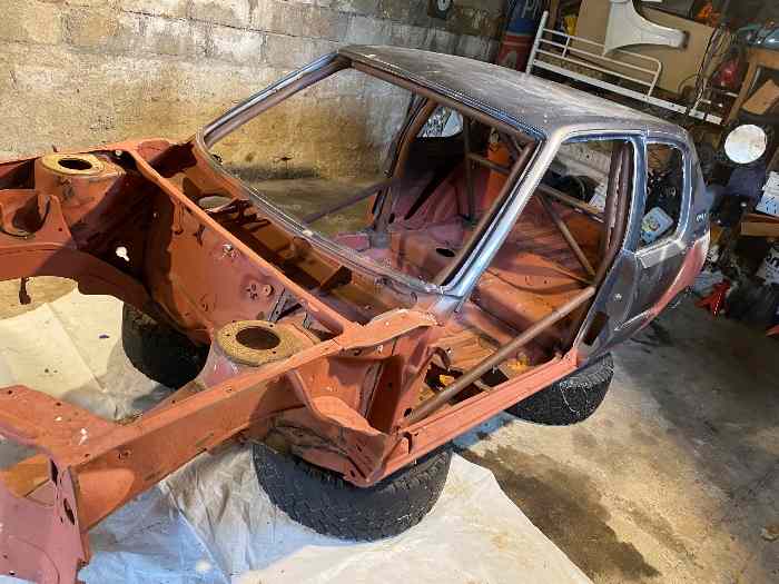 Caisse Peugeot 205 vhc arceau matter 1