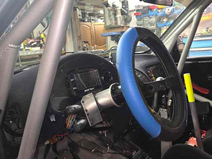 Vend ou échange saxo f 2013 ou 3/9 Belgique 1