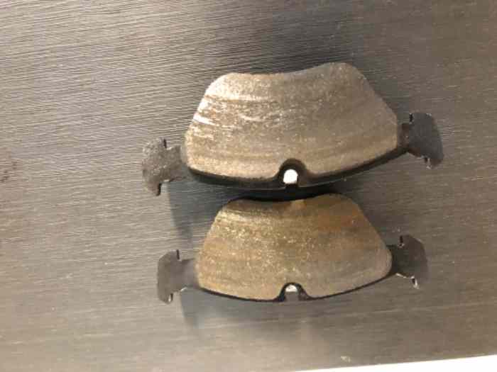Plaquettes avant PFC M3 e36 2