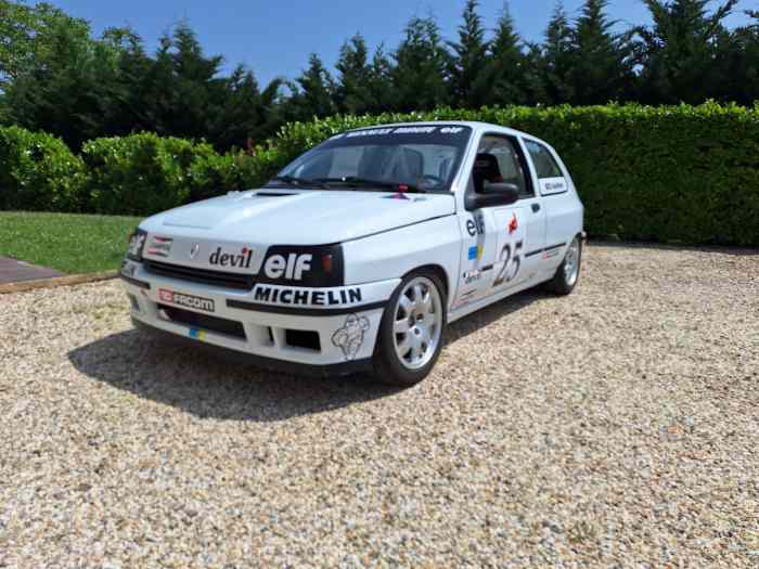 Clio COUPE ex SEVEAU Neuve 0