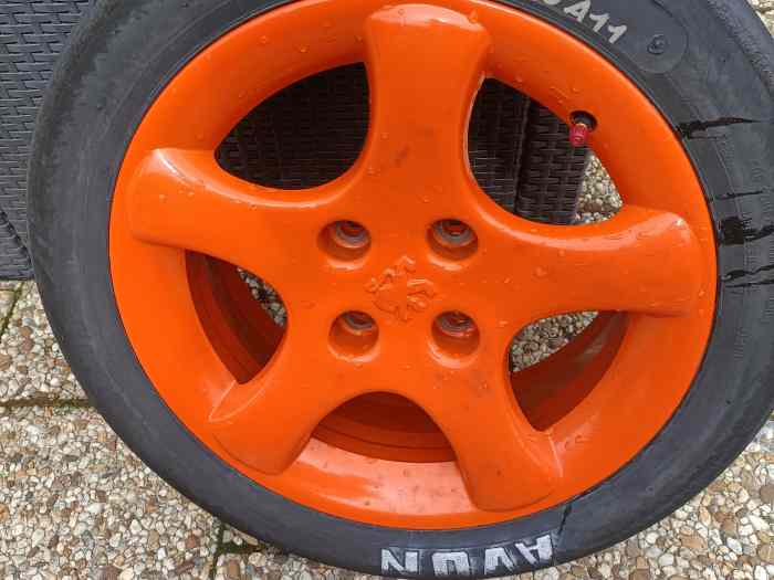 Roues Avon 0