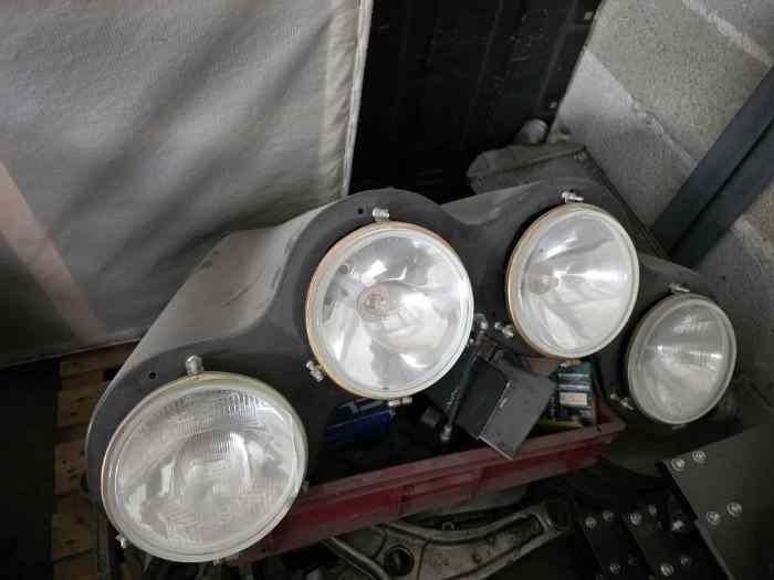 rampe de phare mitsubishi evo 9 1