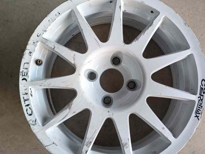 Vend 3 jantes de C2R2max DS3R1 2