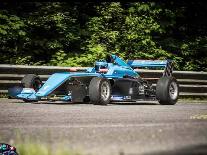 A vendre formule F4 evo LRM 330 cv 5